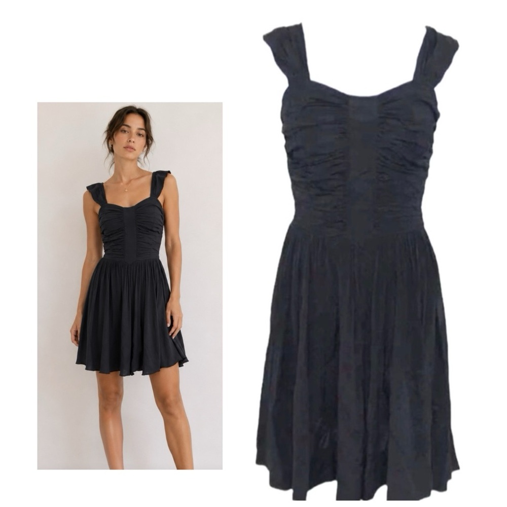 All Saints Black Silk Pirouette Dress
Size 0 Sleeveless Draped Straps Ruched